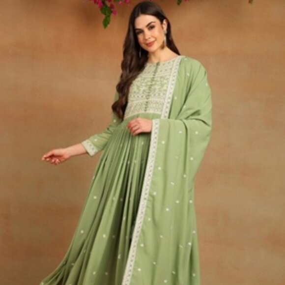 GREEN Embroidered Thread Work Georgette Anarkali Kurta With Dupatta - Picture 7 of 7